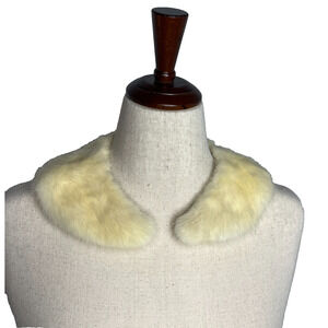 Neiman Marcus Pale Yellow Faux Fur Detachable Collar